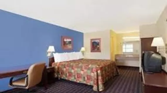 Days Inn West Trinity Lane | Tennessee - Nashville-Davidson - Nashville (ve civarı) - Nashville