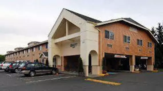 Quality Inn Near Seattle Premium Outlets | Washington - Everett (ve civarı) - Arlington - Smokey Point