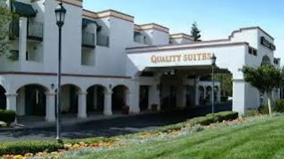 Quality Suites Central Coast | Kaliforniya - San Luis Obispo (ve civarı) - San Luis Obispo