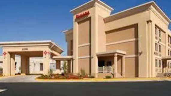 Ramada Inn Tulsa | Oklahoma - Tulsa (ve civarı) - Tulsa