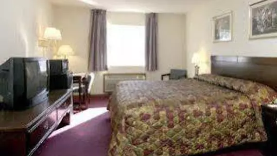 Rodeway Inn Cedar Rapids | Iowa - Cedar Rapids - Iowa City (ve civarı) - Cedar Rapids