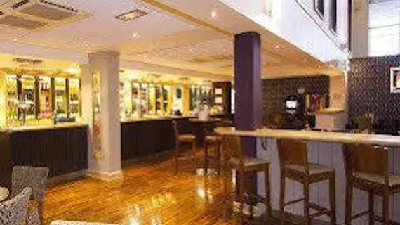 Premier Inn London Heathrow Airport (Bath Road) | Londra (ve civarı) - Hillingdon - Harefield