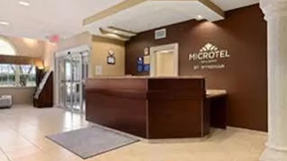 Microtel Inn & Suites by Wyndham Jacksonville Airport | Florida - Jacksonville (ve civarı) - Jacksonville