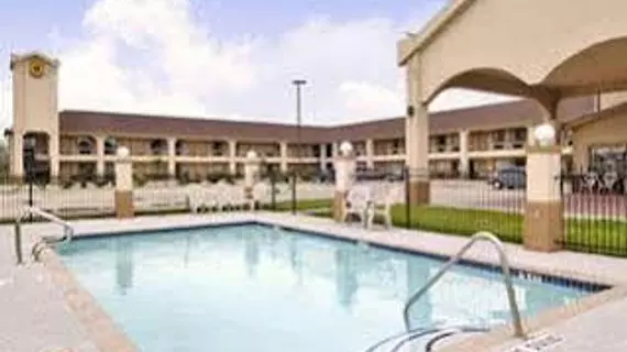 Super 8 Motel - Houston/Dtwn/I-610 | Teksas - Houston (ve civarı) - Houston