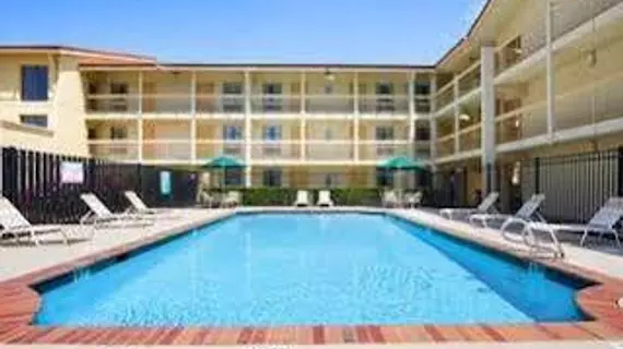 Baymont Inn & Suites Marietta/Atlanta North | Georgia - Atlanta (ve civarı) - Marietta