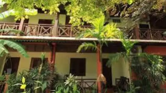 Retreat Villa Boutique & Spa | Siem Reap (ili) - Siem Reap