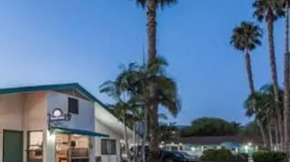 Days Inn Santa Barbara | Kaliforniya - Santa Barbara (ve civarı) - Santa Barbara - Santa Barbara Plajı