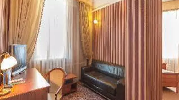 Tsentralny Hotel Ekaterinburg | Sverdlovsk Federal Bölgesi - Yekaterinburg (ve civarı) - Yekaterinburg