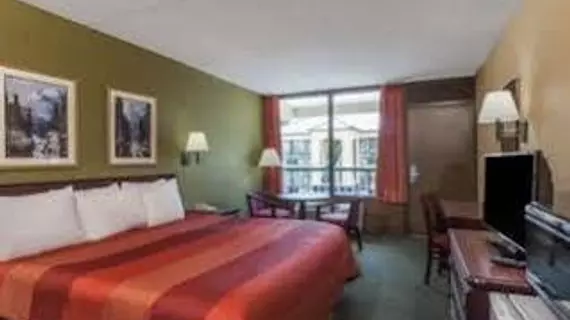 Days Inn Nashville West | Tennessee - Nashville-Davidson - Nashville (ve civarı) - Nashville