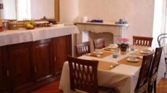 Essiale Bed and Breakfast | Liguria - Cenova (il) - Ponente - Cenova (ve civarı) - Cenova