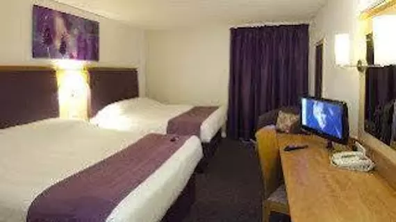 Premier Inn London Heathrow Airport (Bath Road) | Londra (ve civarı) - Hillingdon - Harefield