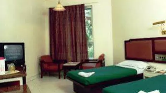 Hotel Ashish Plaza | Maharaştra - Pune Bölgesi - Pune - Shivajinagar