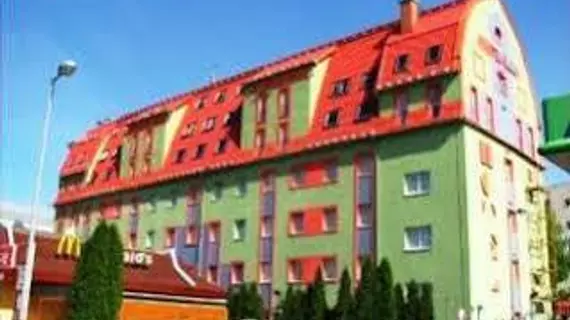 Hotel Pólus | Pest County - Budapeşte (ve civarı) - Rakospalota