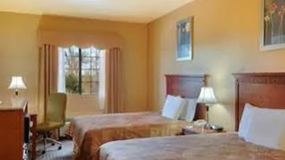 Days Inn & Suites McAlester | Oklahoma - McAlester (ve civarı) - McAlester