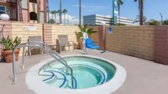 Super 8 Anaheim Disneyland Drive | Kaliforniya - Orange County - Anaheim - Anaheim Resort