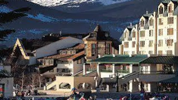 Clock Tower Resort | Britanya Kolombiyası - Whistler - Whistler Village