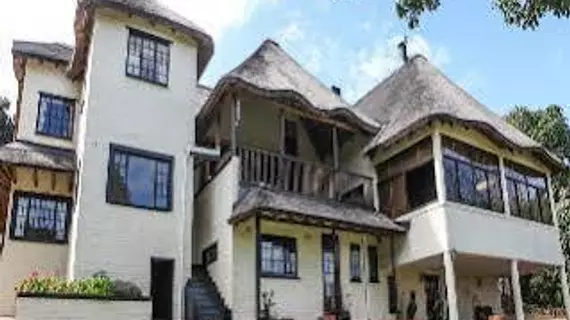 Winelands Villa Guesthouse | Western Cape (il) - West Coast DC - Drakenstein - Cape Town (ve civarı) - Cape Town - Somerset West