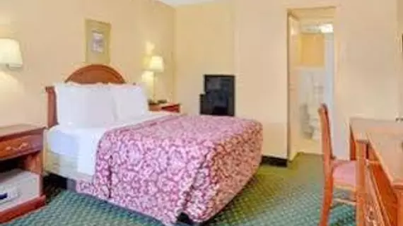 Days Inn Alexandria South | Virginia - İskenderiye - Huntington