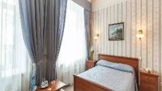 Tsentralny Hotel Ekaterinburg | Sverdlovsk Federal Bölgesi - Yekaterinburg (ve civarı) - Yekaterinburg