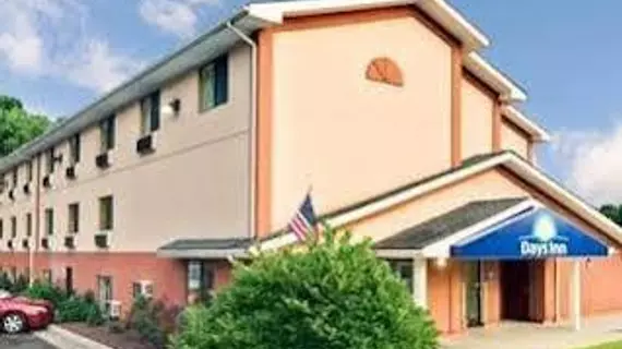 Days Inn - Torrington | Connecticut - Torrington (ve civarı) - Torrington