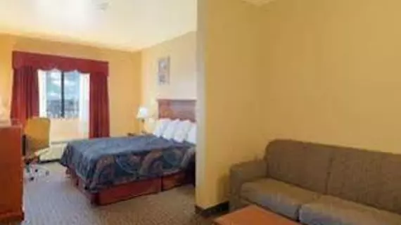 Days Inn & Suites McAlester | Oklahoma - McAlester (ve civarı) - McAlester