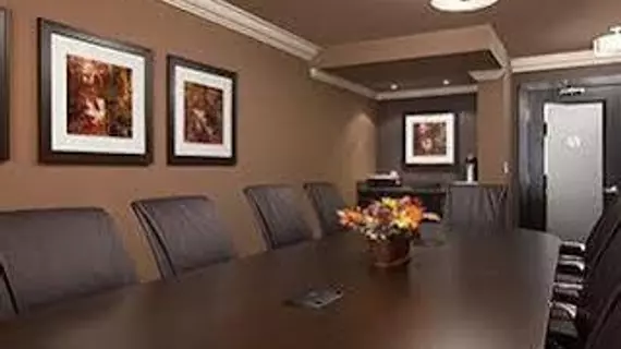 Ramada Limited Surrey Langley | Britanya Kolombiyası - Vancouver (ve civarı) - Surrey