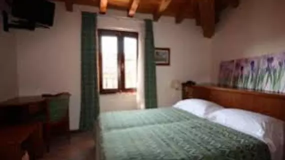 Hotel Corte Regina | Lombardy - Brescia (il) - Sirmione