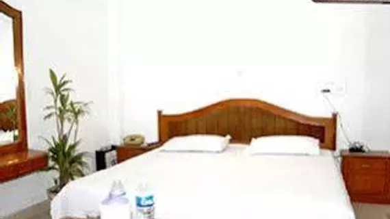 Hotel Golden Deluxe | Batı Delhi - Ulusal Eyalet Başkenti Delhi - Delhi (ve civarı) - Yeni Delhi - Karol Bagh