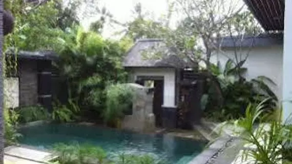 Nomad's Villa | Bali - Badung - Günbatımı Yolu