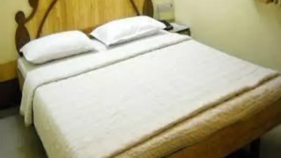 Hotel Host Inn | Gujarat - Ahmedabad Bölgesi - Ahmedabad - Ahmedabad Kent Merkezi