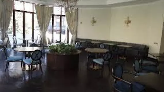 Tiflis Palace Tbilisi | Mtskheta-Mtianeti Bölgesi - Tiflis - Tiflis Kent Merkezi