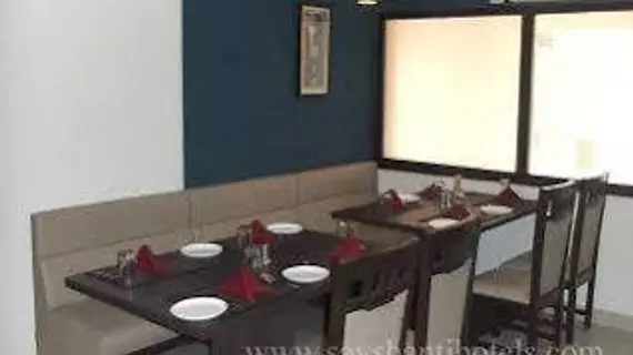 Savshanti Towers Hotel | Gujarat - Vadodara