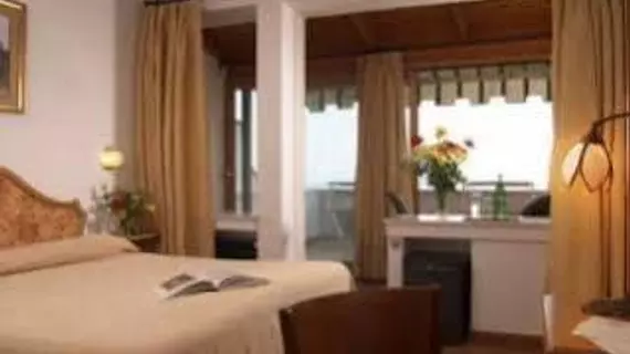 Hotel Villa Schuler | Sicilya - Messina (vilayet) - Taormina Sahili - Taormina - Taormina Kent Merkezi