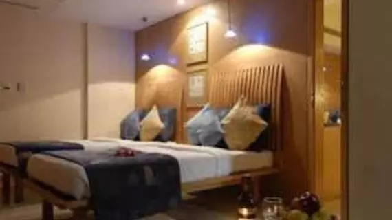 Quality Hotel The Regency | Maharaştra - Pune Bölgesi - Pune