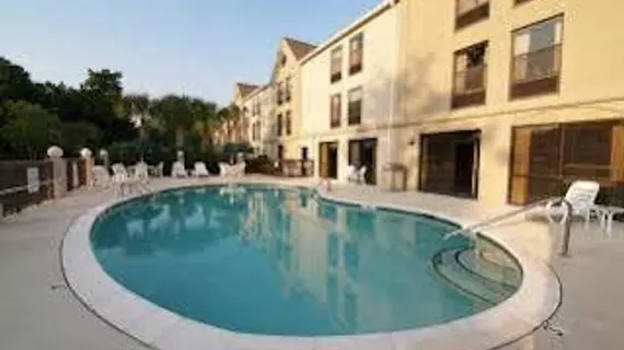 Hampton Inn Pawleys Island | Güney Karolayna - Myrtle Plajı (ve civarı) - Pawleys Island