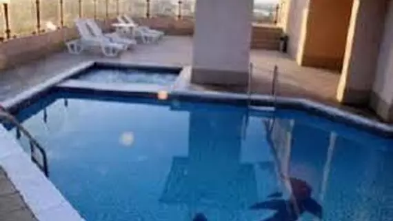 Dolphin Hotel Apartments | Dubai - Dubai