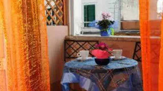 When In Rome Accommodation | Lazio - Roma (ve civarı) - Roma Kent Merkezi - Rione XVIII Castro Pretorio