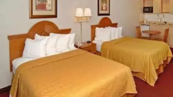 Quality Inn Central Clearwater | Florida - St. Petersburg - Clearwater (ve civarı) - Clearwater