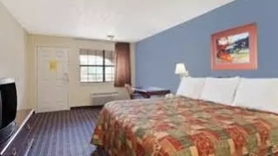 Days Inn West Trinity Lane | Tennessee - Nashville-Davidson - Nashville (ve civarı) - Nashville