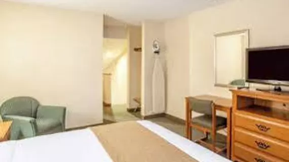 Quality Inn | Washington - Vernon Dağı (ve civarı) - Mount Vernon