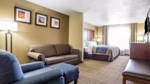 Baymont Inn & Suites St. George Northeast | Utah - St. George (ve civarı) - St. George