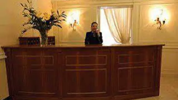 Hotel Aberdeen | Lazio - Roma (ve civarı) - Roma Kent Merkezi - Rione XVIII Castro Pretorio