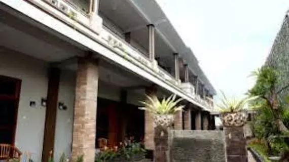 GM Bali Guesthouse | Bali - Badung - Günbatımı Yolu