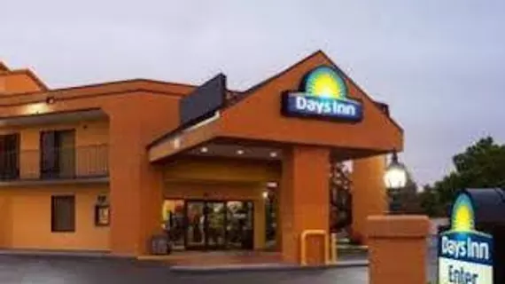 Days Inn Memphis - I 40 and Sycamore View | Tennessee - Memphis (ve civarı) - Memphis