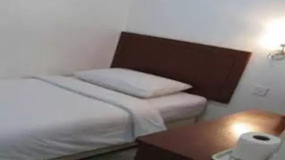 Rose Cottage Hotel Taman Perling | Johor - Johor Bahru (ve civarı) - Johor Bahru - Taman Perling