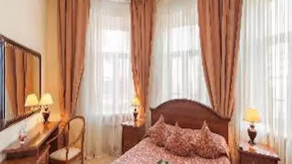 Tsentralny Hotel Ekaterinburg | Sverdlovsk Federal Bölgesi - Yekaterinburg (ve civarı) - Yekaterinburg