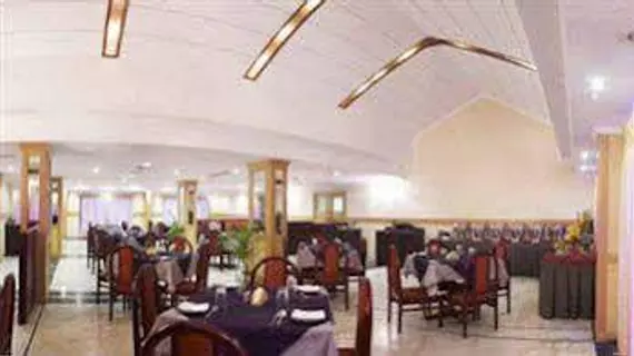 The Royal Regency | Tamil Nadu - Tiruvallur - Chennai (ve civarı) - Chennai - Fort Tondiarpet - Merkez Chennai