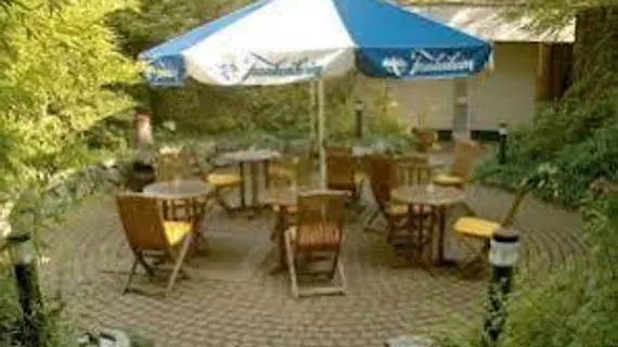 Garden Hotel | Kuzey Ren-Westfalia - Düsseldorf (ve civarı) - Düsseldorf