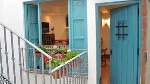 Casas y Patios de Triana | Andalucia - Seville İli - Sevilla - Los Remedios