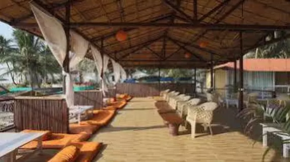 Fab Tahira Ashwem Beachfront | Goa - Kuzey Goa - Ashvem